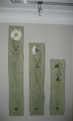 Garderobe mit Malerei aus altem Holz.jpg